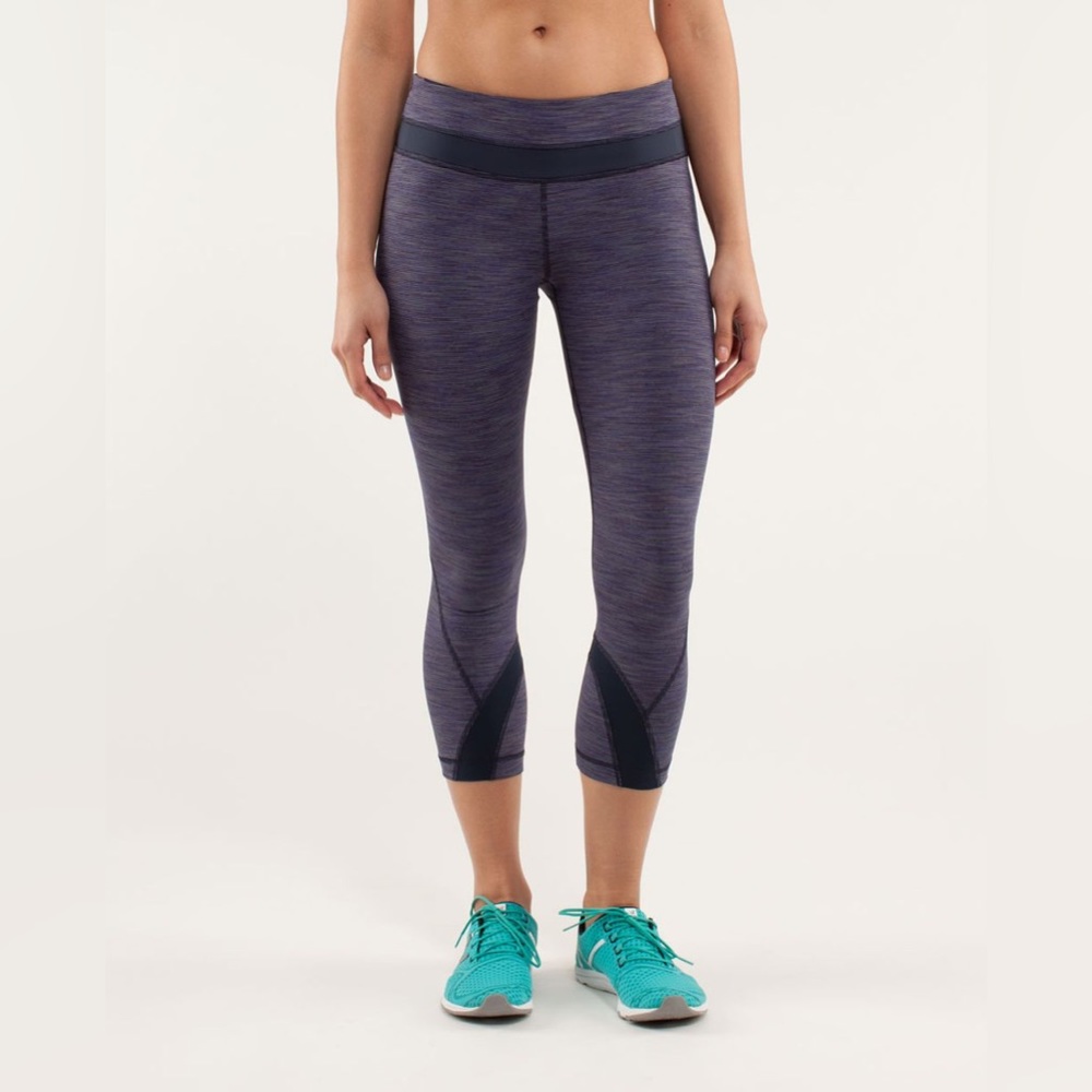 Lululemon Run: Inspire Crop II in Wee Are From Space Deep Indigo Multi / Inkwell